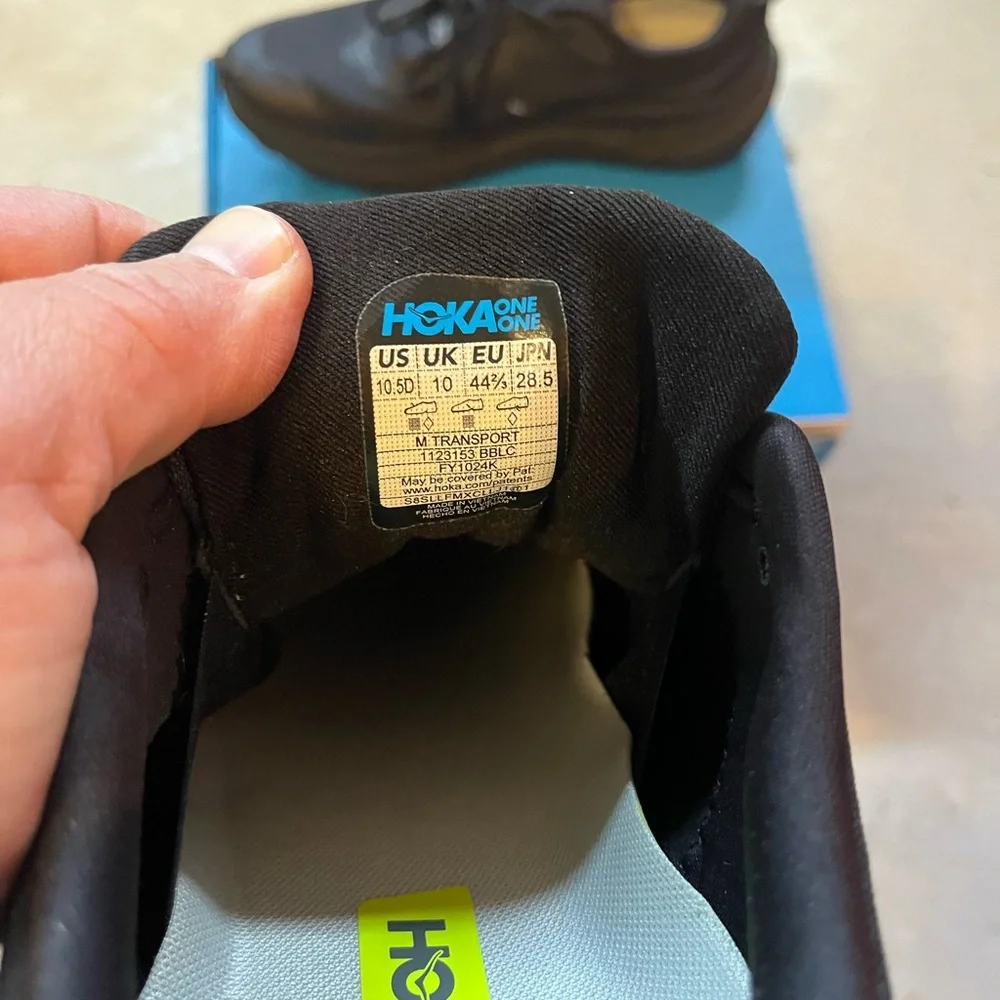 Hoka All-Black Men's Transport - Picture 6 of 7